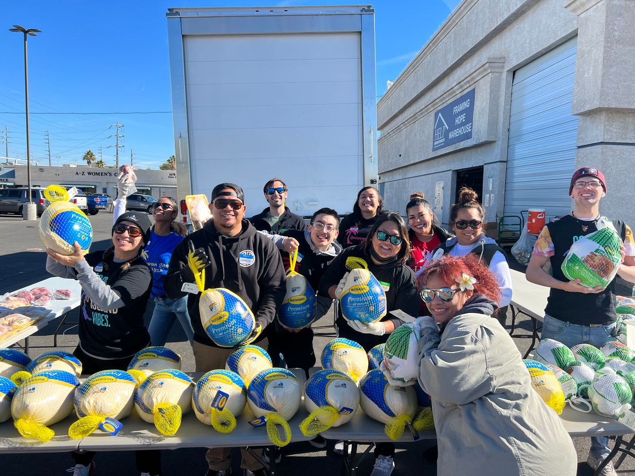 HELP of Southern Nevada Distributes Over 600 Thanksgiving Meals to Families in Need